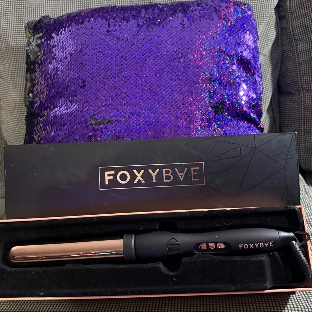 FoxyBae Rose Gold Curling Wand